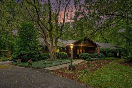25 Woodall Rd Se, White, GA, 30184-2902 | Card Image