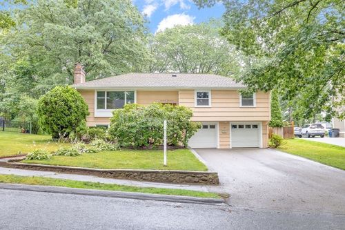20 Dell Ave, Needham, MA, 02492-3610 | Card Image