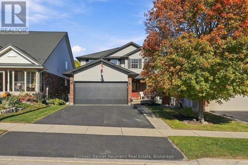 41 Creekside Dr, Guelph, ON, N1E0C2 | Card Image