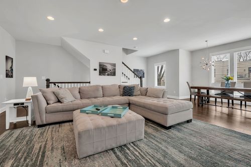 11-719 Douglas Ave, Nashville, TN, 37207-5567 | Card Image