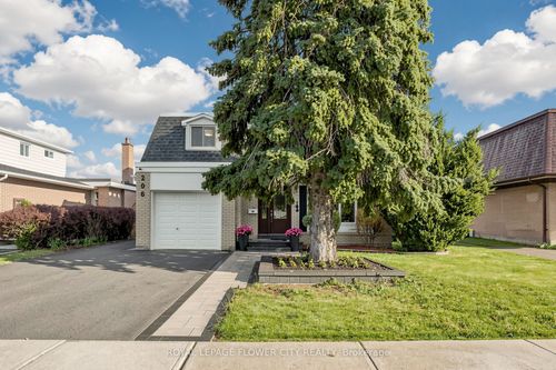 206 Mcmurchy Avenue W, Brampton, ON, L6Y1Z3 | Card Image