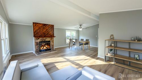 3 Cedar Ct, Manalapan, NJ, 07726-3917 | Card Image