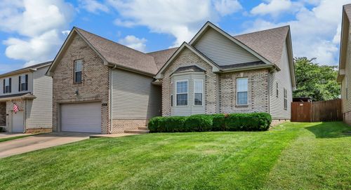 633 Wolfchase Dr, Clarksville, TN, 37042-7079 | Card Image
