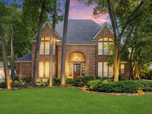 47 N Buck Rdg, The Woodlands, TX, 77381-3855 | Card Image