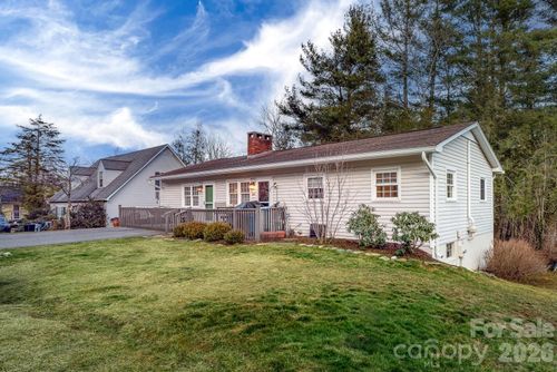 649 Ransom St, Blowing Rock, NC, 28605-8345 | Card Image