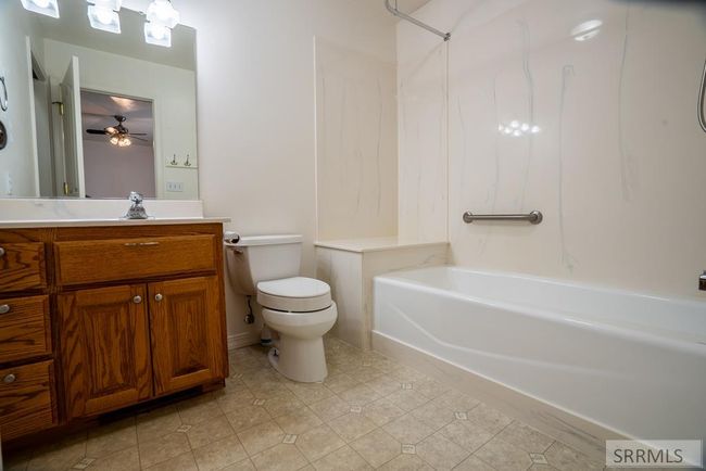 1027 E Butte Rd, House other with 3 bedrooms, 2 bathrooms and 1 parking in Menan ID | Image 13