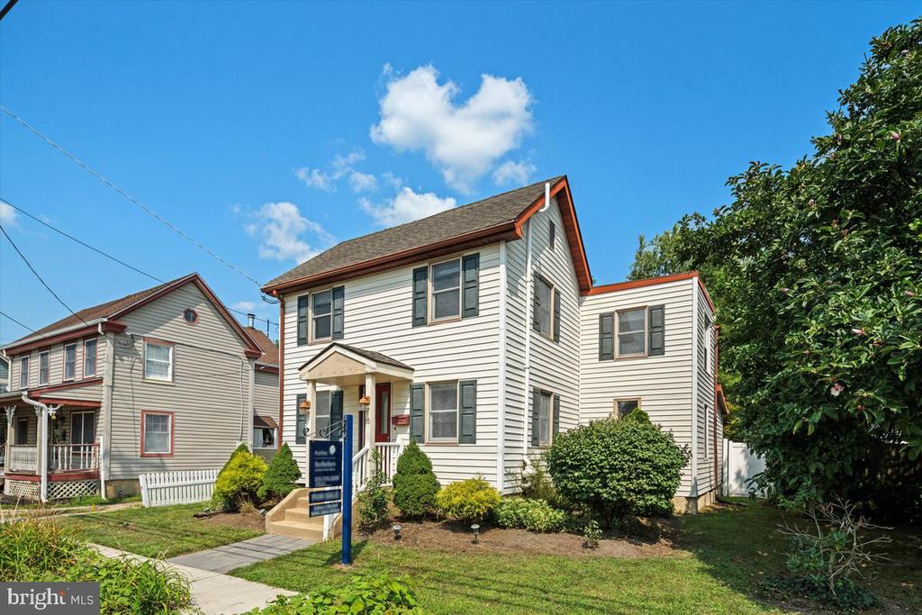 Auburn St, Woodstown, NJ 08098