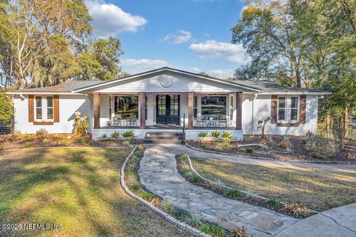 697 Arthur Moore Dr, GREEN COVE SPRINGS, FL, 32043-9530 | Card Image