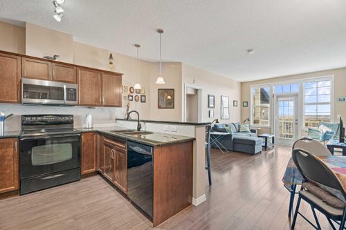 410-1 Crystal Green Lane, Okotoks, AB, T1S0C5 | Card Image