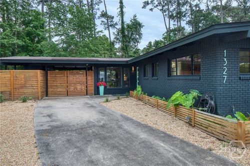 1327 Lavon Ave, Savannah, GA, 31406-6926 | Card Image