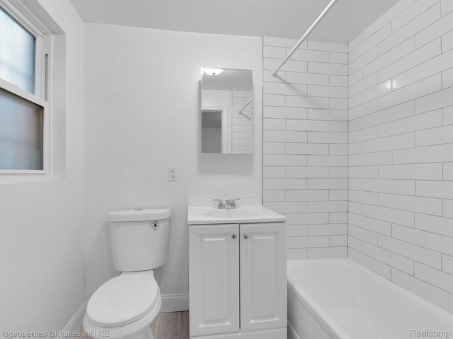 APT-4 - 44 Highland St, Condo with 1 bedrooms, 1 bathrooms and null parking in Highland Park MI | Image 8