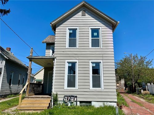 4212 Apple Ave, Cleveland, OH, 44113-3836 | Card Image