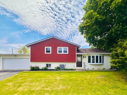 26W447 Harrison Ave, Winfield, IL, 60190-1317 | Card Image