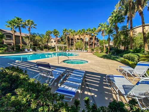 2024-8985 S Durango Dr, Las Vegas, NV, 89113-6117 | Card Image