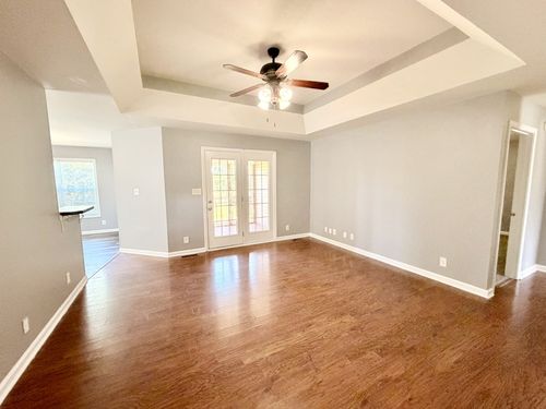 3438 Foxrun Ln, Clarksville, TN, 37042-5067 | Card Image