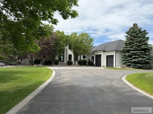 7955 S Blackhawk Dr, Idaho Falls, ID, 83406-8321 | Card Image
