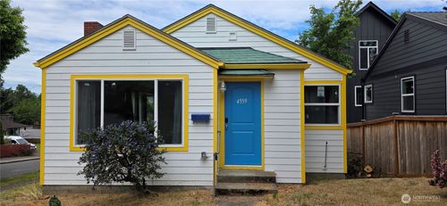 4559 12th Ave S, Seattle, WA, 98108-1806 | Card Image