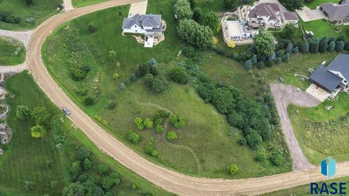 8601 Sunset Cir Circle, Brandon, SD, 57005 | Card Image