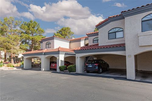 289-8455 W Sahara Ave, Las Vegas, NV, 89117-1838 | Card Image