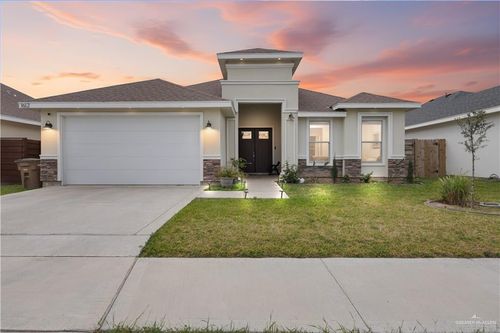 1612 Mayhem Dr, Edinburg, TX, 78542-5423 | Card Image