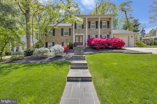 8625 Appleton Ct, ANNANDALE, VA, 22003-3806 | Card Image