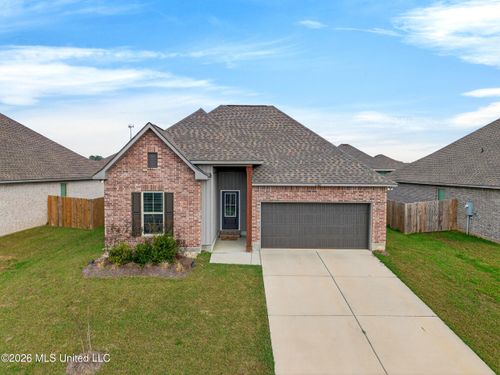 11402 Crystal Lake Dr, Gulfport, MS, 39503-9470 | Card Image