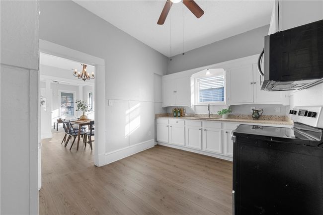 1616 Lyle Ave, House other with 3 bedrooms, 2 bathrooms and null parking in Waco TX | Image 6