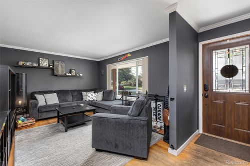 8836 Birkhill Drive, Sterling Heights, MI, 48314 | Card Image
