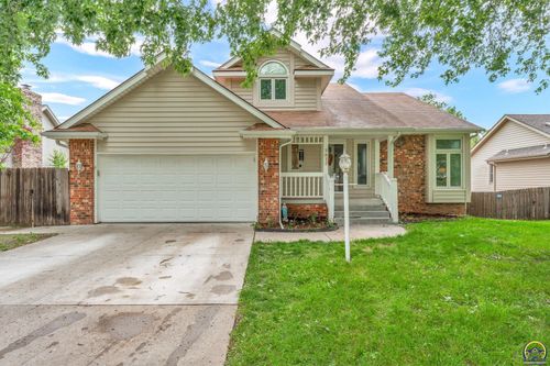 3812 Sw Arvonia Pl, Topeka, KS, 66610-1303 | Card Image