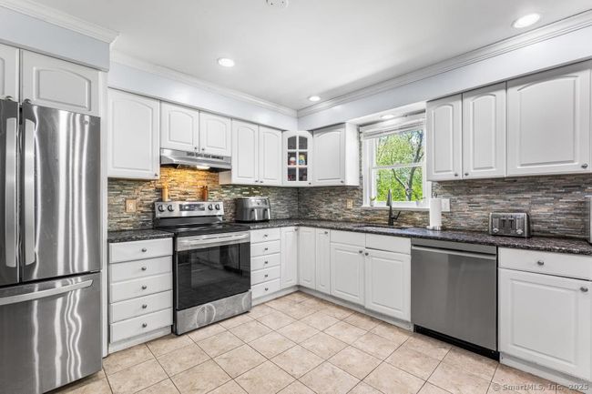 92 Horse Pond Rd, House other with 3 bedrooms, 3 bathrooms and null parking in Salem CT | Image 22