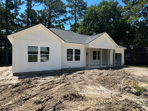 122 Bramwell Dr, Summerville, SC, 29485-5607 | Card Image
