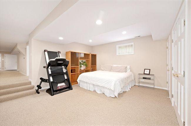 221 N Illinois St, House other with 4 bedrooms, 4 bathrooms and 2 parking in Elmhurst IL | Image 26