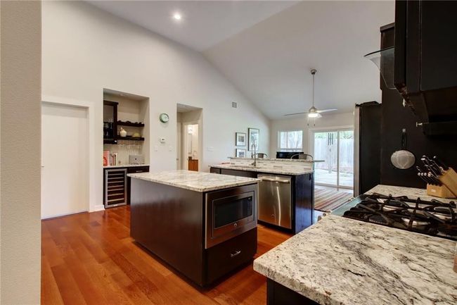 1708 Ullrich Ave, House other with 3 bedrooms, 3 bathrooms and 2 parking in Austin TX | Image 9