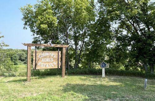 1 Ne 51 Street, Spicer, MN, 56288 | Card Image