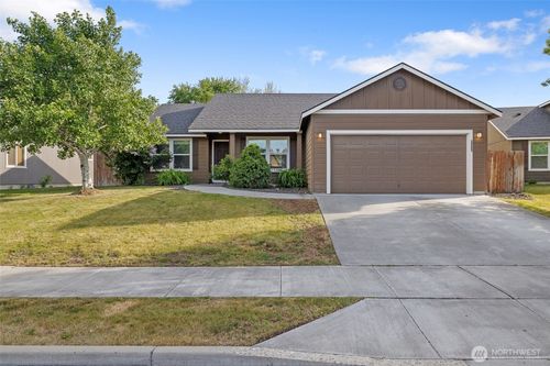 5905 W 4th Pl, Kennewick, WA, 99336-9388 | Card Image