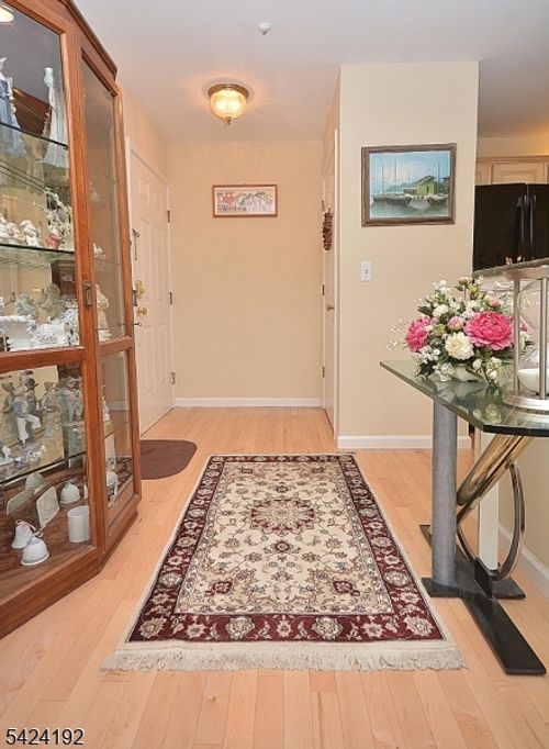 50 Potomac Dr, Basking Ridge, NJ, 07920-3191 | Card Image