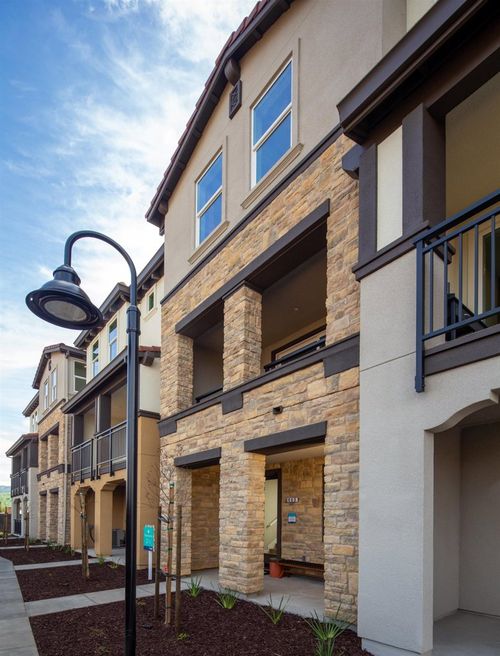 1802-904 More Lane, Morgan Hill, CA, 95037 | Card Image