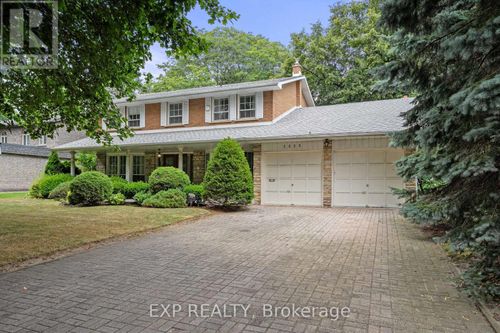 2225 Ne Stillmeadow Road N, Mississauga (Cooksville), ON, L5B1X5 | Card Image