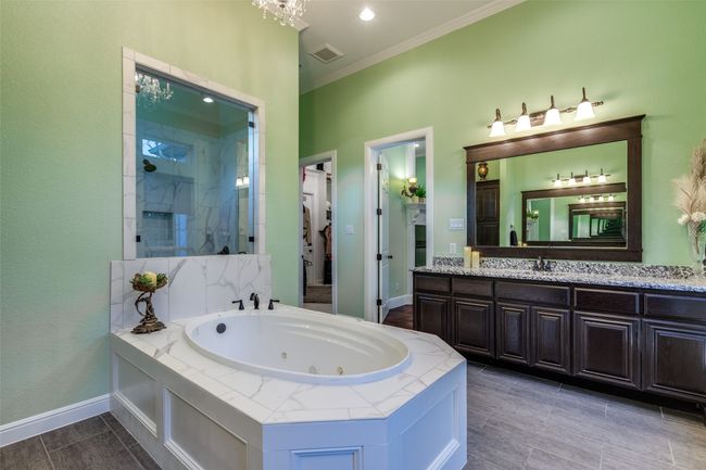 1619 Bloomfield Rd, House other with 4 bedrooms, 3 bathrooms and null parking in Valley View TX | Image 17