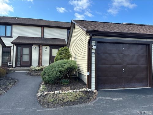 304 Charlesgate Cir, East Amherst, NY, 14051-2439 | Card Image