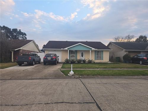 5213 Eden Roc Dr, Marrero, LA, 70072-4936 | Card Image