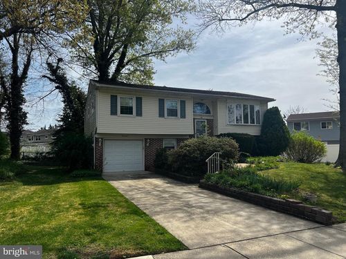 19 Washington Blvd, STRATFORD, NJ, 08084-1025 | Card Image