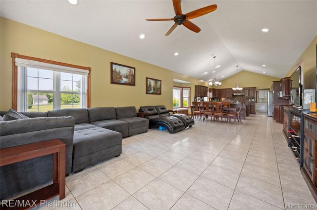 8922 McClement Rd.385.jpg | Image 6