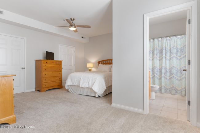 10601 Norton Commons Walk, Condo with 2 bedrooms, 2 bathrooms and null parking in Prospect KY | Image 11