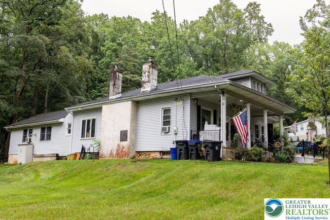 2211 Honeysuckle Rd, House other with 3 bedrooms, 2 bathrooms and null parking in Allentown PA | Image 31