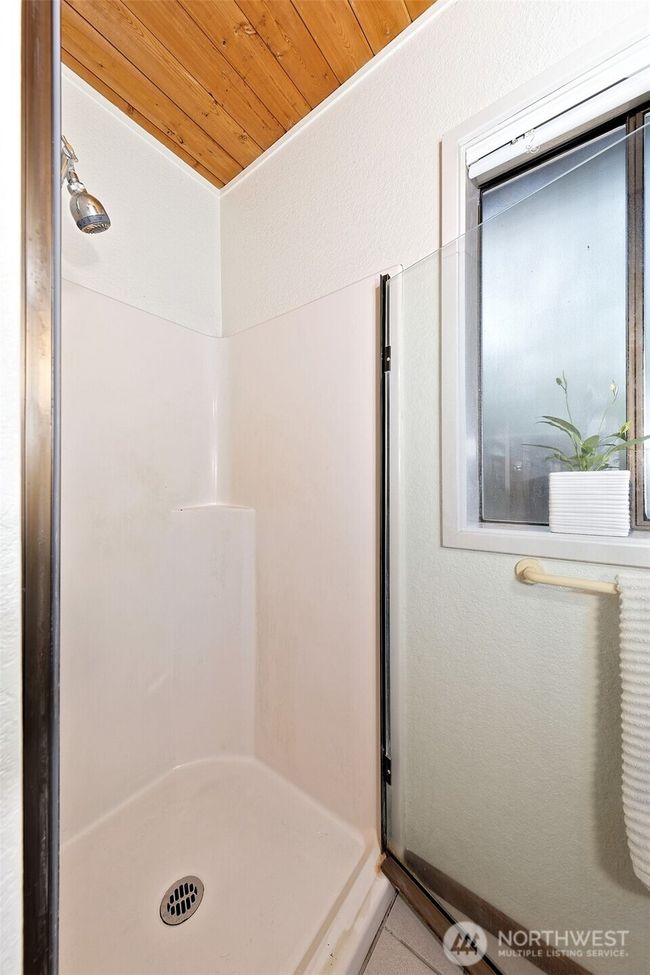 662 E Stadium Beach Rd E, House other with 2 bedrooms, 2 bathrooms and 1 parking in Grapeview WA | Image 23