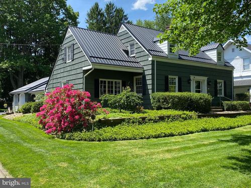 111 W 1st Ave, CLEARFIELD, PA, 16830-1703 | Card Image