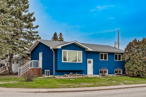 252 Allan Crescent Se, Calgary, AB, T2J0T4 | Card Image