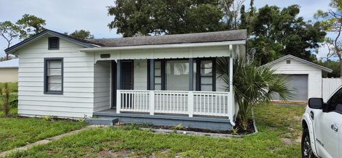 1955 41st Ave, Vero Beach, FL, 32960-2560 | Card Image