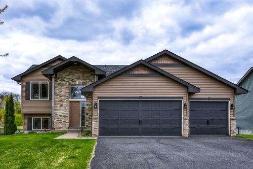7549 Ohland Ave Ne, Elk River, MN, 55330-7279 | Card Image